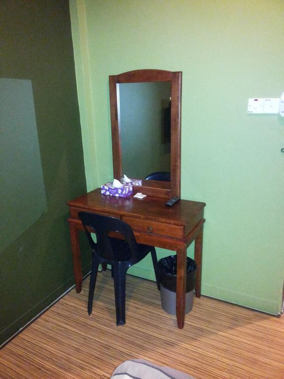 Green View Motel Kampong Sembulan Chambre photo